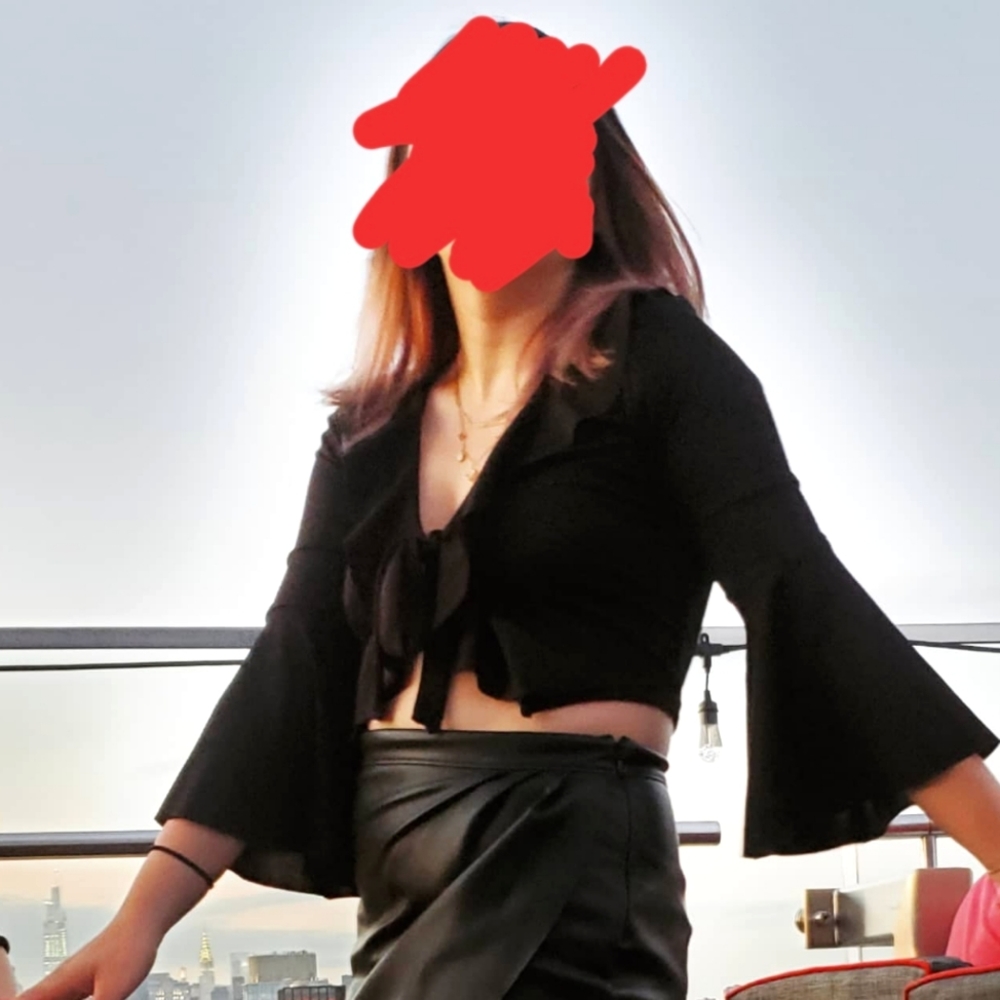 Spicy Black Tie-Front Cropped Blouse, with Flared Sleeves, Perfect for Going Out